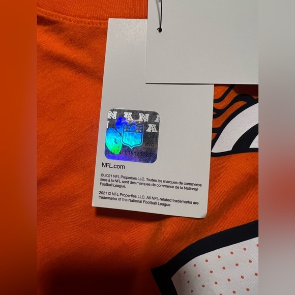 Official NFL Denver Broncos Russle Wilson XXL T shirt NEW! - Picture 5 of 7